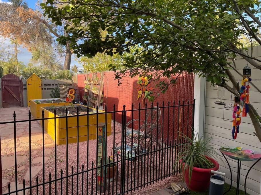 Encanto Cactus Flower Casita Phoenix Extérieur photo